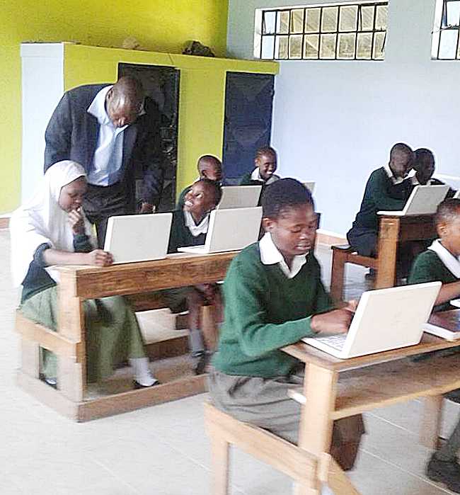 Assisting Students During Launch of Computer Lab