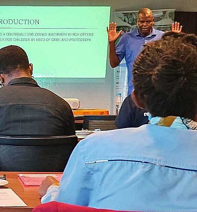 Director of HOCAN Offering a Talk at a CCI Meeting